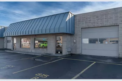 815 N Central Avenue #B, Medford, OR 97501 - Photo 1