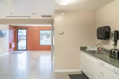815 N Central Avenue #B, Medford, OR 97501 - Photo 5