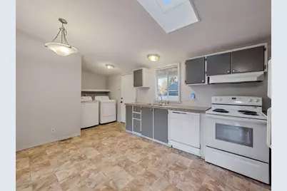 4647 Winter Avenue #SPC 36, Klamath Falls, OR 97603 - Photo 7