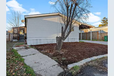 4647 Winter Avenue #SPC 36, Klamath Falls, OR 97603 - Photo 3