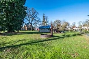 941 N 2nd St, Jefferson, OR 97352 - Photo 17