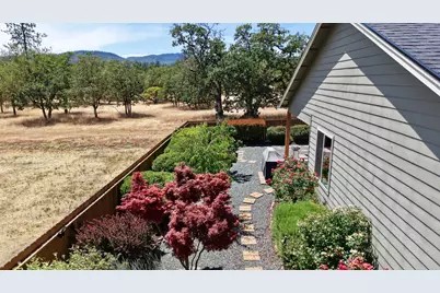 202 White Oak Way, Shady Cove, OR 97539 - Photo 33