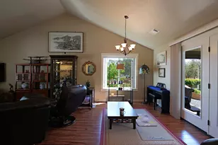 202 White Oak Way, Shady Cove, OR 97539 - Photo 7