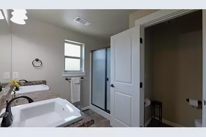 202 White Oak Way, Shady Cove, OR 97539 - Photo 15