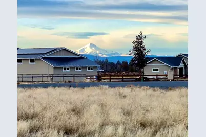 206 NE Frank Lane, Redmond, OR 97756 - Photo 5