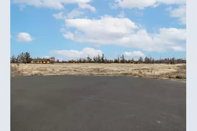 206 NE Frank Lane, Redmond, OR 97756 - Photo 11