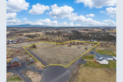 206 NE Frank Lane, Redmond, OR 97756 - Photo 9