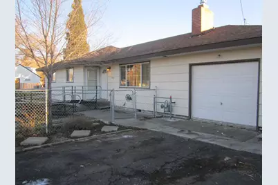 3630 Laverne Avenue, Klamath Falls, OR 97603 - Photo 1
