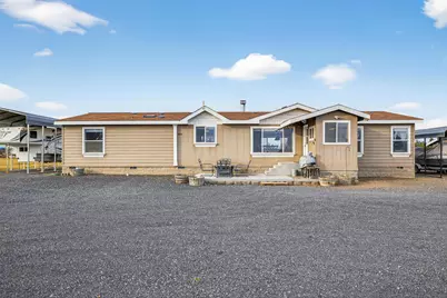 63493 Gentry Loop, Bend, OR 97701 - Photo 3