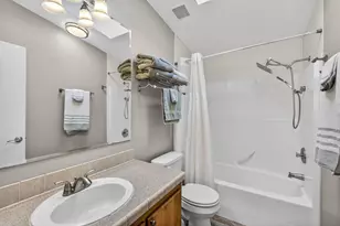 63493 Gentry Loop, Bend, OR 97701 - Photo 19