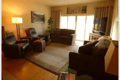 60749 Willow Creek Loop, Bend, OR 97702 - Photo 3