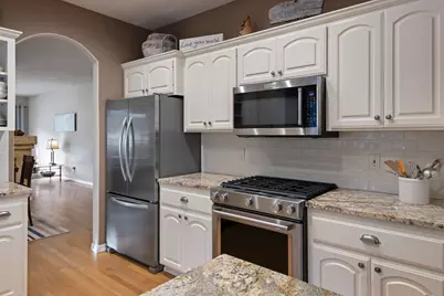 60749 Willow Creek Loop, Bend, OR 97702 - Photo 11