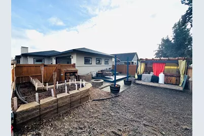 559 NW Rimrock Court, Redmond, OR 97756 - Photo 35