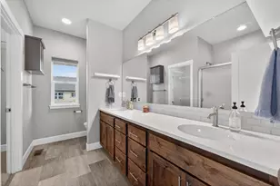 559 NW Rimrock Ct, Redmond, OR 97756 - Photo 27