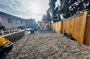 559 NW Rimrock Ct, Redmond, OR 97756 - Photo 41