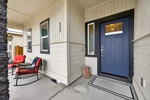 559 NW Rimrock Ct, Redmond, OR 97756 - Photo 5