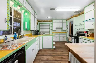 1215 NE A Street NE, Grants Pass, OR 97526 - Photo 13