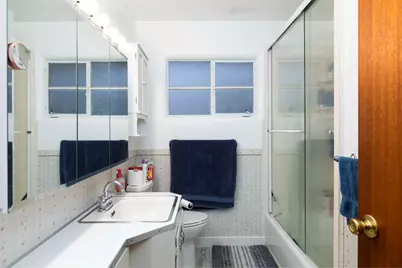 1215 NE A Street NE, Grants Pass, OR 97526 - Photo 19