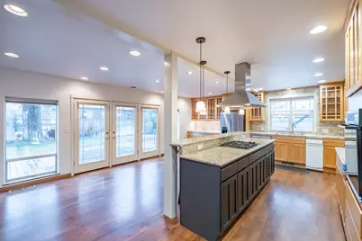 215 S Spruce Street, Sisters, OR 97759 - Photo 7