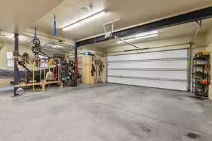 11209 Merganser Rd, Klamath Falls, OR 97601 - Photo 31