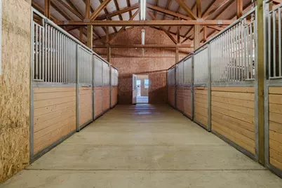 24605 Dodds Road, Bend, OR 97701 - Photo 77