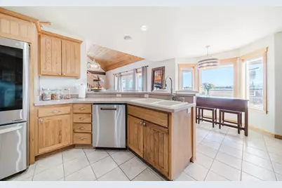 24605 Dodds Road, Bend, OR 97701 - Photo 17