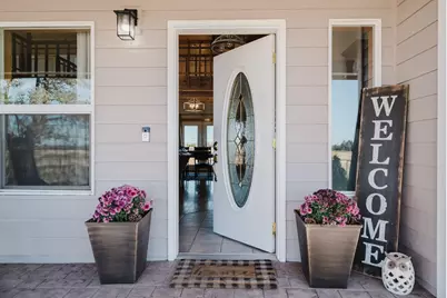 24605 Dodds Road, Bend, OR 97701 - Photo 9