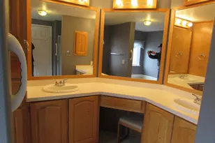 2633 SW Obsidian Ave, Redmond, OR 97756 - Photo 17