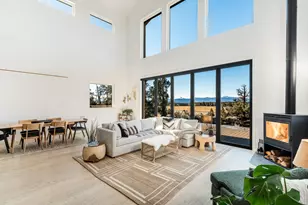 20420 Swalley Rd, Bend, OR 97703 - Photo 15