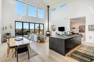 20420 Swalley Rd, Bend, OR 97703 - Photo 5