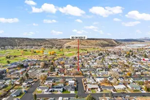 303 SW Deer St, Prineville, OR 97754 - Photo 35