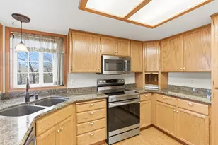 1401 Diamond St, Medford, OR 97501 - Photo 7