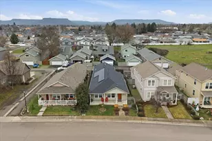 369 Cascade Dr, Central Point, OR 97502 - Photo 27