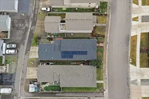 369 Cascade Dr, Central Point, OR 97502 - Photo 29