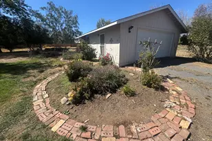 2615 SW 21st St, Redmond, OR 97756 - Photo 19