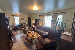 2615 SW 21st St, Redmond, OR 97756 - Photo 5