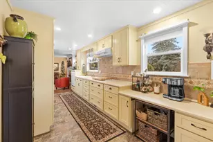 2671 Broadview Ave, Medford, OR 97501 - Photo 7