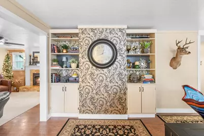 2671 Broadview Avenue, Medford, OR 97501 - Photo 15