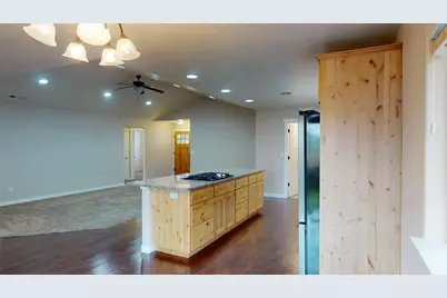 2294 Gayle Way, Grants Pass, OR 97527 - Photo 9