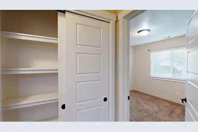 2294 Gayle Way, Grants Pass, OR 97527 - Photo 19