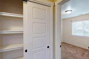 2294 Gayle Way, Grants Pass, OR 97527 - Photo 19