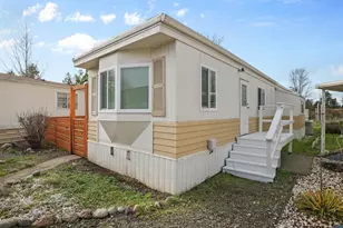 111 Briarwood Way, Grants Pass, OR 97526 - Photo 1