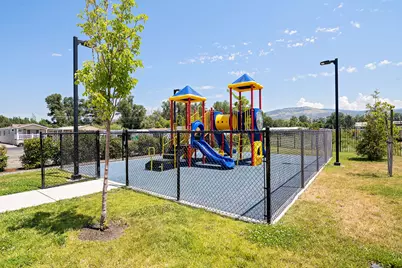 3555 S Pacific Highway #220, Medford, OR 97501 - Photo 31