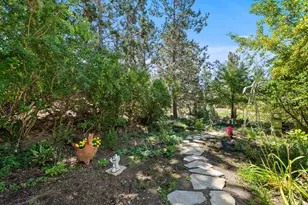 20709 Farenuff Pl, Bend, OR 97701 - Photo 25