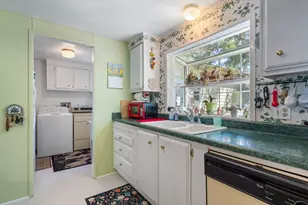 20709 Farenuff Pl, Bend, OR 97701 - Photo 5