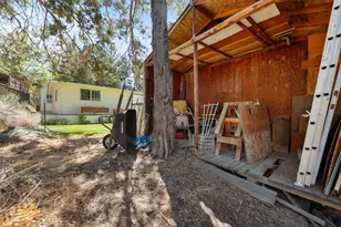 20709 Farenuff Pl, Bend, OR 97701 - Photo 33