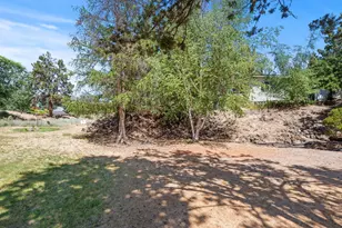 20709 Farenuff Pl, Bend, OR 97701 - Photo 39