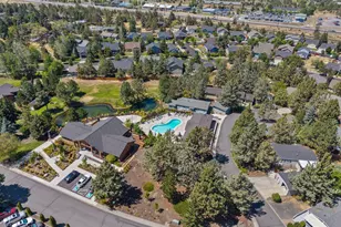 20709 Farenuff Pl, Bend, OR 97701 - Photo 43