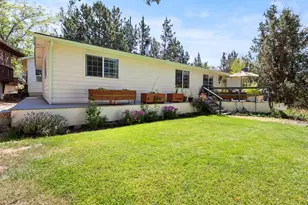 20709 Farenuff Pl, Bend, OR 97701 - Photo 33