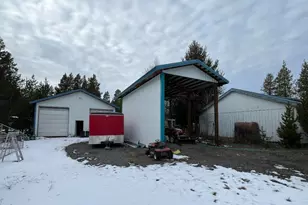 52529 Deerfield Dr, La Pine, OR 97739 - Photo 3